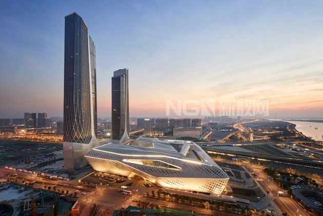 點(diǎn)擊打開(kāi)原圖 南京青奧中心